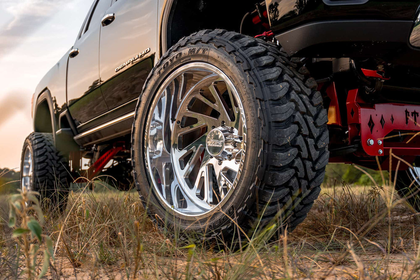Do Bigger Tires Really Hurt Your Truck? Acceleration, Braking, MPG & Drivetrain Load Explained