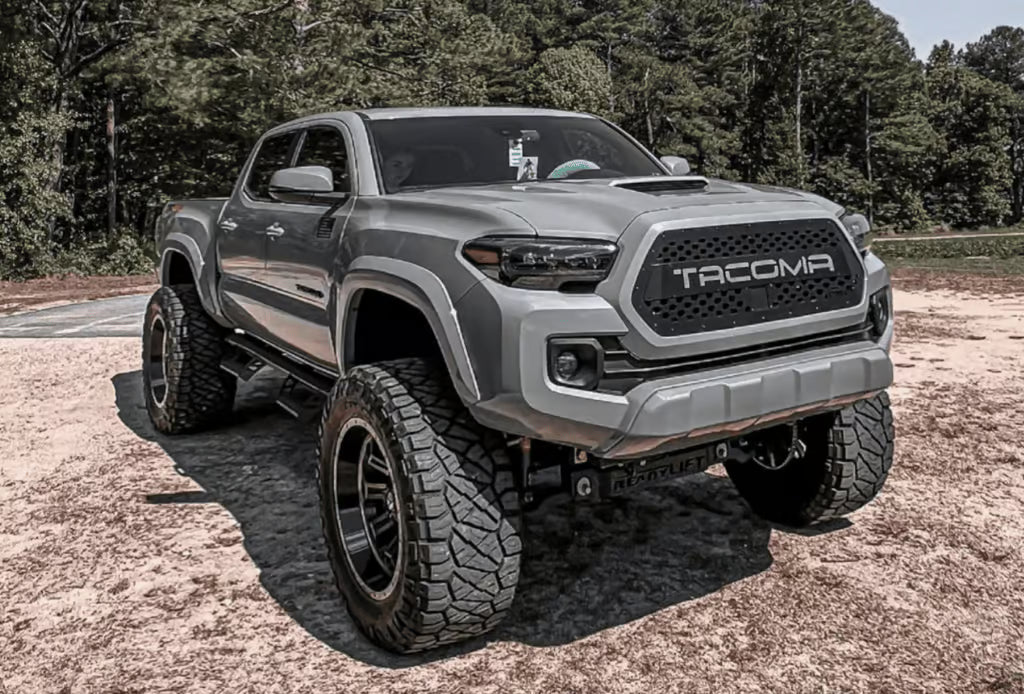Caster Angle: Why Lifted Trucks Wander, Pull, and Feel “Light” at Highway Speeds