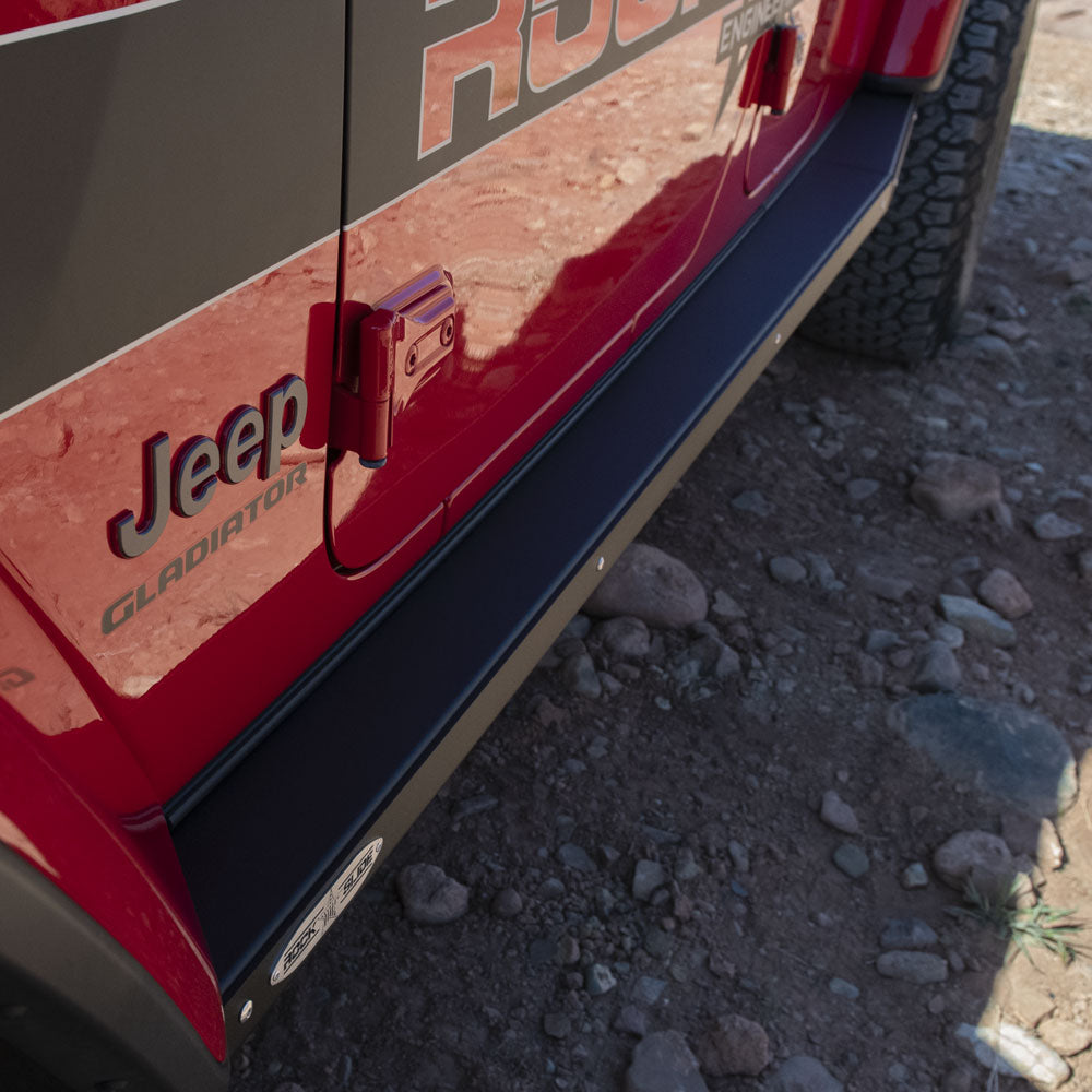 Rock Slide Engineering 300 Series Step Slider Skid Plate 3/16-Inch Steel 2020-2023 Jeep Gladiator JT