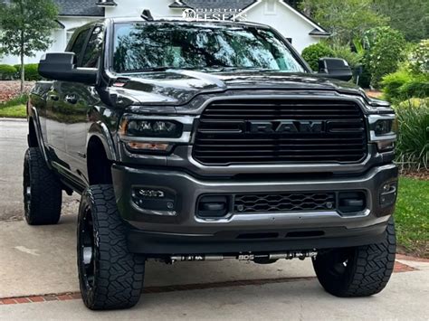 BDS 4-Inch 4-Link Lift Kit | FOX 2.0 Shocks | Ram 3500 4WD Gas 2019-2026 | With Factory Rear Overload Leaf