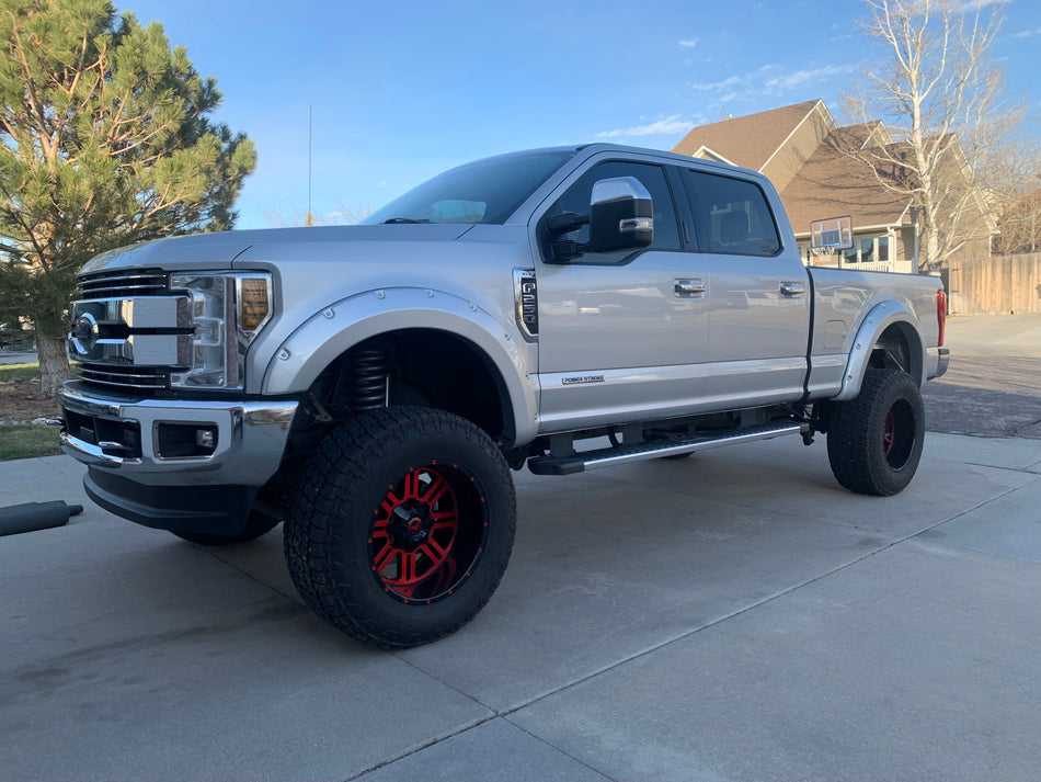 BDS 6-Inch 4-Link Lift Conversion Kit — Ford F-250/F-350 Super Duty SKU: BDS1527FS | Ford F-250/F-350 Super Duty 2017–2019 | 4WD | Diesel | SRW | 6" Front / 5" Rear | FOX 2.0 Performance Series | 5-Inch Block with 2-Leaf Main