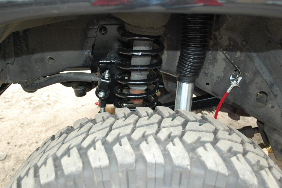Clayton Off Road Premium 4.5 Inch Short Arm Suspension Lift Kit for 1984-2001 Jeep Cherokee XJ
