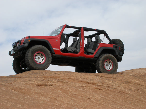 Clayton Off Road Premium 4.5 Inch Short Arm Suspension Lift Kit for 2007-2018 Jeep Wrangler JK 2-Door and 4-Door