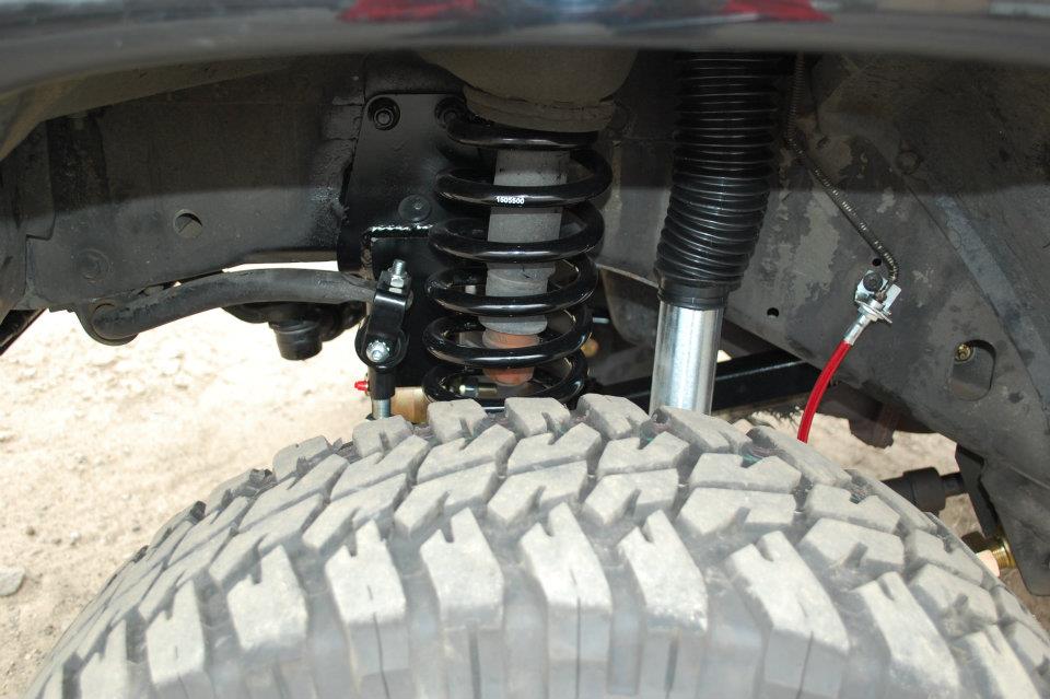 Clayton Off Road Overland+ 4.5 Inch Short Arm Suspension Lift Kit for 1984-2001 Jeep Cherokee XJ