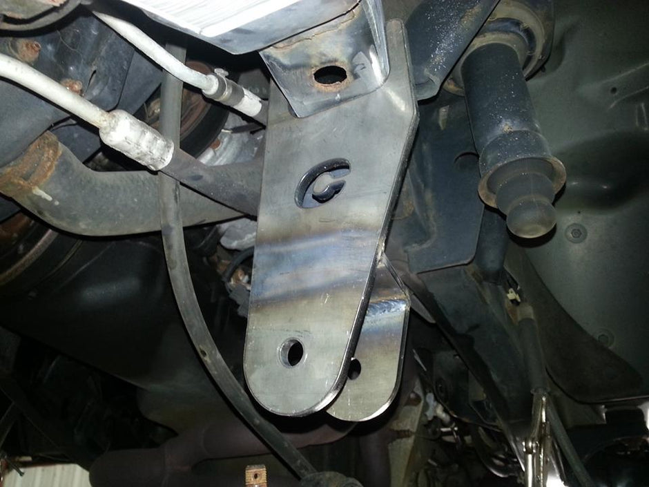 Clayton Off Road Front Track Bar Drop Bracket for 1997-2006 Jeep Wrangler TJ and LJ Unlimited