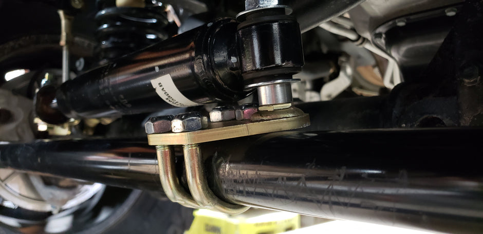 Clayton Off Road Tie Rod Steering Stabilizer Clamp Mount for Jeep Wrangler JK/JL and Gladiator JT