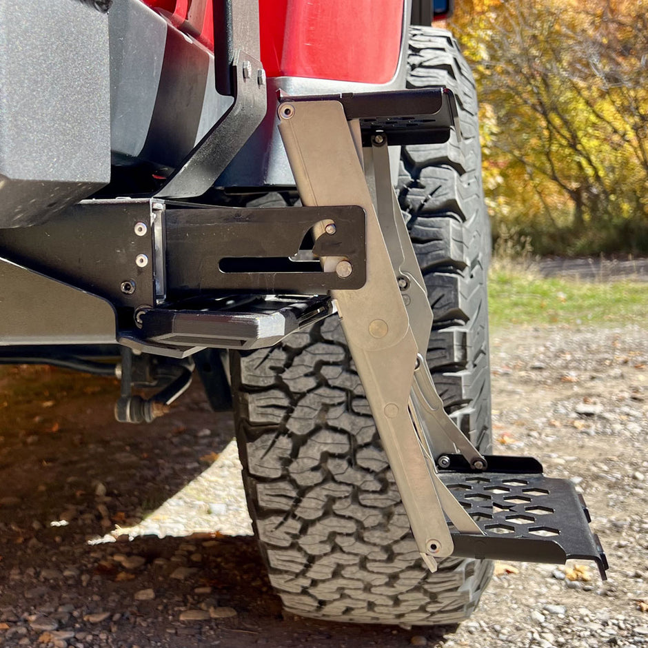 Rock Slide Engineering R-STEP 9-Inch Bed Step Driver Side Steel 2020-2023 Jeep Gladiator JT