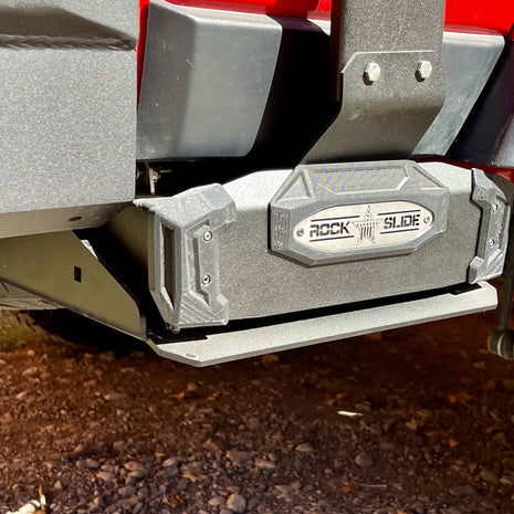 Rock Slide Engineering R-STEP Skid Plate 9-Inch 3/16-Inch Steel