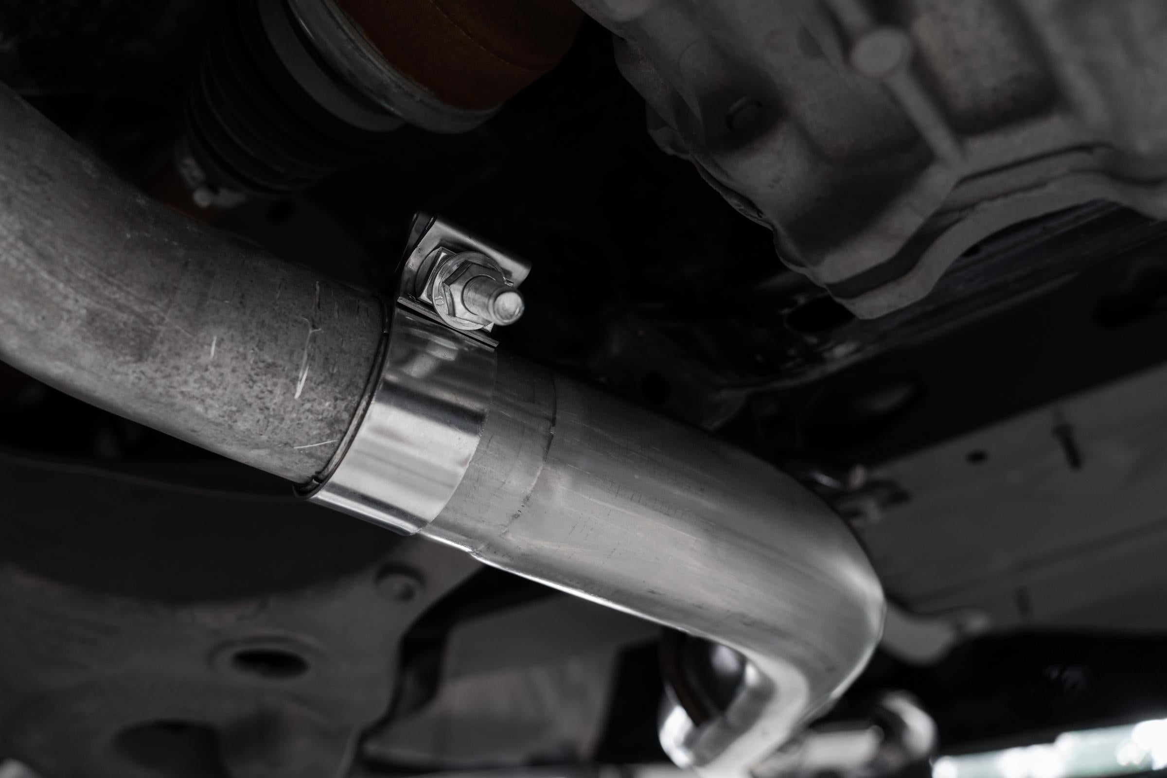 MBRP 2.5-Inch Axle-Back Exhaust Quad Armor Lite 3.0L EcoBoost/Gas 2020-2026 Ford Explorer; 2020-2026 Lincoln Aviator
