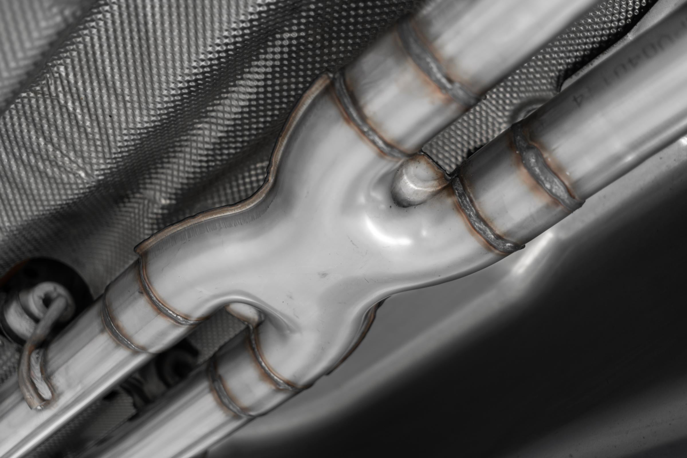MBRP 2.5-Inch Cat-Back Exhaust Quad Armor Lite 3.0L EcoBoost/Gas 2020-2026 Ford Explorer; 2020-2026 Lincoln Aviator